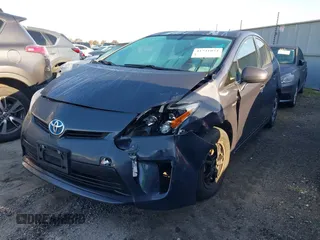 2015 Toyota Prius Four with VIN JTDKN3DU1F1949939, listed as a IAAI auction lot 41741074 with 186,714 mi miles. Bid and sale history available at carsss.com. Image 2.