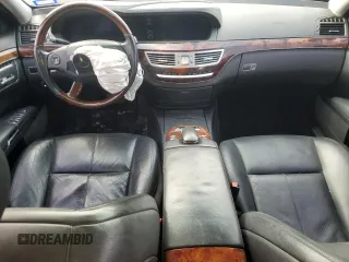2007 Mercedes-Benz S 550 z VIN WDDNG71X37A062279, wystawiony jako Copart lot #53285205 z przebiegiem Nie podano mil oraz Szkoda całkowita • Salvage title. Historia ofert i sprzedaży dostępna na DreamBid. Obrazek 8.