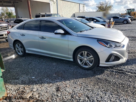 2019 Hyundai Sonata Sport with VIN 5NPE34AF1KH808869, listed as a Copart auction lot 85500424 with 61,216 mi miles and Salvage Title. Bid and sale history available at carsss.com. Image 4.