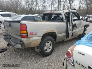 1999 Chevrolet Silverado 1500 LT with VIN 2GCEK19T9X1206323, listed as a Copart auction lot 49219335 with 0 mi miles and Salvage Title. Bid and sale history available at carsss.com. Image 3.
