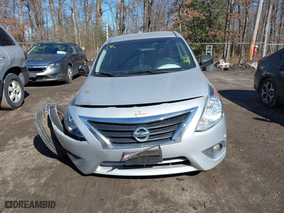 2019 Nissan Versa Sedan SV with VIN 3N1CN7AP2KL818910, listed as a IAAI auction lot 41542379 with 64,626 mi miles. Bid and sale history available at carsss.com. Image 12.
