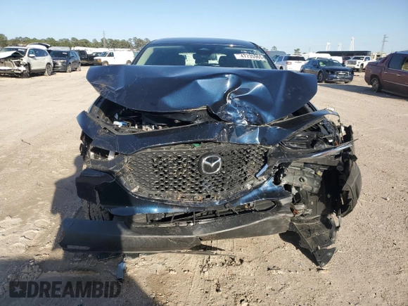 2024 Mazda CX-30 S with VIN 3MVDMBAM2RM675084, listed as a Copart auction lot 47735965 with 11,611 mi miles and Salvage Title. Bid and sale history available at DreamBid. Image 5.