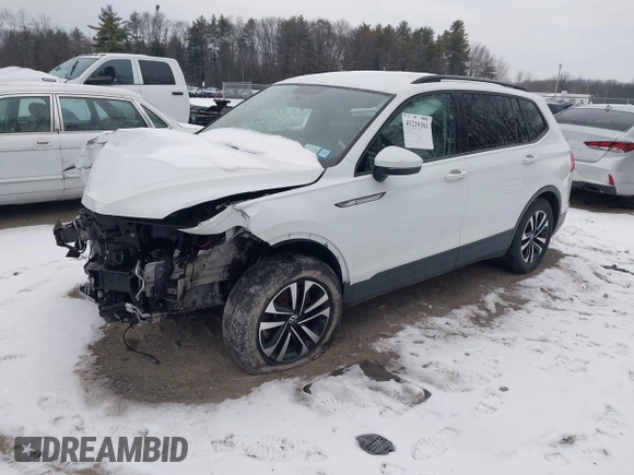 2022 Volkswagen Tiguan S with VIN 3VV0B7AX2NM125909, listed as a IAAI auction lot 41219381 with 40,886 mi miles. Bid and sale history available at carsss.com. Image 17.