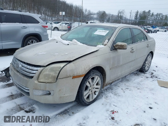 2009 Ford Fusion SEL with VIN 3FAHP08ZX9R107528, listed as a IAAI auction lot 41634988 with 113,352 mi miles. Bid and sale history available at carsss.com. Image 2.