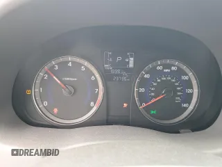 2017 Hyundai Accent SE z VIN KMHCT4AE8HU269482, wystawiony jako Copart lot #55582095 z przebiegiem 23 736 mil mil oraz Szkoda całkowita • Salvage title. Historia ofert i sprzedaży dostępna na DreamBid. Obrazek 9.