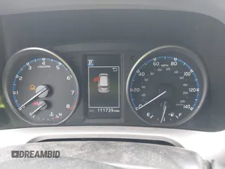 2017 Toyota RAV4 LE с VIN JTMBFREVXHJ126727, выставлен на аукционе IAAI как лот 42587210 с пробегом 111 739 миль миль и . История ставок и продаж доступна на DreamBid. Изображение 7.