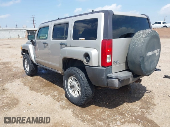 2006 Hummer H3 z VIN 5GTDN136168194601, wystawiony jako IAAI lot #42065182 z przebiegiem 176 165 mil mil oraz . Historia ofert i sprzedaży dostępna na DreamBid. Obrazek 3.