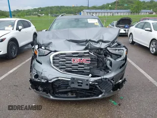 2020 GMC Terrain Denali z VIN 3GKALXEX9LL137492, wystawiony jako IAAI lot #42126393 z przebiegiem 47 075 mil mil oraz . Historia ofert i sprzedaży dostępna na DreamBid. Obrazek 12.
