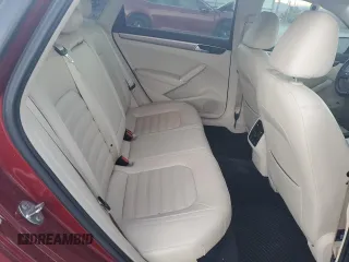 2016 Volkswagen Passat SEL z VIN 1VWCT7A33GC019931, wystawiony jako Copart lot #83206414 z przebiegiem 128 204 mil mil oraz Szkoda całkowita • Salvage title. Historia ofert i sprzedaży dostępna na DreamBid. Obrazek 10.