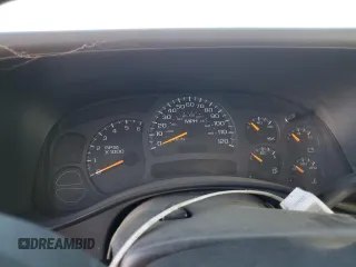 2004 Chevrolet Tahoe LS z VIN 1GNEC13V94R144116, wystawiony jako Copart lot #44201645 z przebiegiem Nie podano mil oraz Czysty tytuł • Clean title. Historia ofert i sprzedaży dostępna na DreamBid. Obrazek 9.