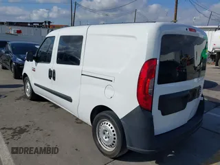 2020 Ram ProMaster City Cargo Van Tradesman with VIN ZFBHRFAB5L6R92698, listed as a IAAI auction lot 41435093 with 48,082 mi miles. Bid and sale history available at carsss.com. Image 3.