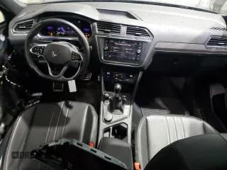 2022 Volkswagen Tiguan SE R-Line Black with VIN 3VV8B7AX6NM026562, listed as a Copart auction lot 57569015 with 115,478 mi miles and Salvage title. Bid and sale history available at DreamBid. Image 8.