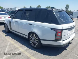 2017 Land Rover Range Rover z VIN SALGR2FVXHA377114, wystawiony jako IAAI lot #42283510 z przebiegiem 69 846 mil mil oraz . Historia ofert i sprzedaży dostępna na DreamBid. Obrazek 3.