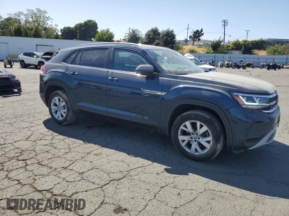 2020 Volkswagen Atlas S with VIN 1V2AC2CA0LC200471, listed as a Copart auction lot 60123715 with 46,994 mi miles and Salvage title. Bid and sale history available at DreamBid. Image 4.