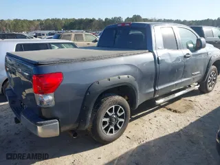 2007 Toyota Tundra SR5 with VIN 5TFRV54117X025323, listed as a IAAI auction lot 41840621 with 203,377 mi miles. Bid and sale history available at carsss.com. Image 4.