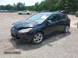 2014 Ford Focus SE с VIN 1FADP3K25EL421334, выставлен на аукционе IAAI как лот 42423083 с пробегом 108 687 миль миль и . История ставок и продаж доступна на DreamBid. Изображение 2.