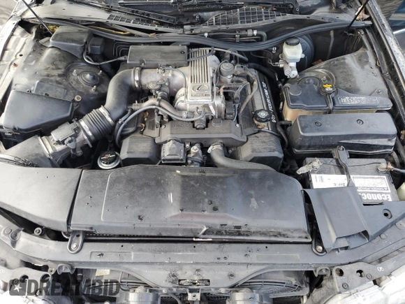 1994 Lexus LS z VIN JT8UF11E0R0206737, wystawiony jako Copart lot #79993844 z przebiegiem 174 188 mil mil oraz Szkody całkowita. Historia ofert i sprzedaży dostępna na DreamBid. Obrazek 12.