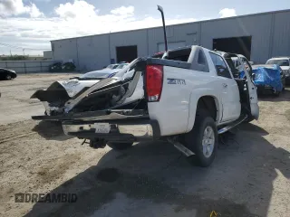 2004 Chevrolet Avalanche Z66 with VIN 3GNEC12T94G251294, listed as a Copart auction lot 65721592 with Not Provided miles and Non Repairable. Bid and sale history available at DreamBid. Image 4.