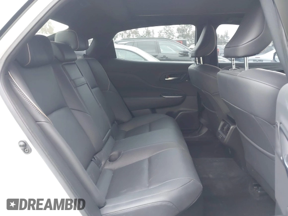 2023 Toyota Crown XLE с VIN JTDAAAAF5P3003219, выставлен на аукционе IAAI как лот 42109726 с пробегом 6 176 миль миль и . История ставок и продаж доступна на DreamBid. Изображение 8.