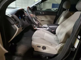 2015 Ford Explorer с VIN 1FM5K7B99FGB83141, выставлен на аукционе Copart как лот 71627514 с пробегом 174 159 миль миль и Списание • Salvage title. История ставок и продаж доступна на DreamBid. Изображение 7.