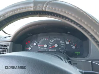 2004 Ford Explorer XLT с VIN 1FMZU73K54ZA82760, выставлен на аукционе IAAI как лот 41892647 с пробегом 193 470 миль миль и . История ставок и продаж доступна на DreamBid. Изображение 7.
