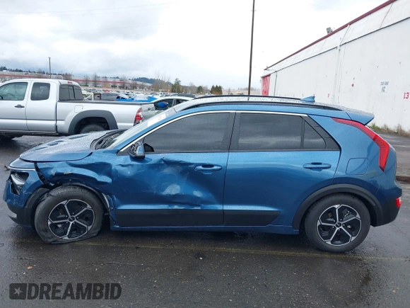2024 Kia Niro EX Touring with VIN KNDCR3LE2R5189956, listed as a IAAI auction lot 41517262 with 2,291 mi miles. Bid and sale history available at carsss.com. Image 14.