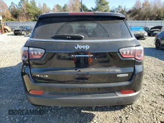2019 Jeep Compass Latitude with VIN 3C4NJDBB0KT641860, listed as a Copart auction lot 83894084 with 87,230 mi miles and Salvage Title. Bid and sale history available at carsss.com. Image 6.