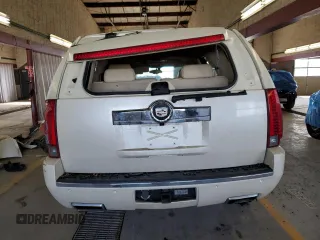 2007 Cadillac Escalade z VIN 1GYFK63837R139595, wystawiony jako Copart lot #54516945 z przebiegiem 144 003 mil mil oraz Szkody całkowita. Historia ofert i sprzedaży dostępna na DreamBid. Obrazek 6.