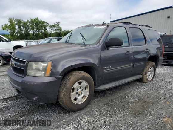 2010 Chevrolet Tahoe LT z VIN 1GNUKBE04AR119674, wystawiony jako Copart lot #58498755 z przebiegiem 226 149 mil mil oraz Czysty tytuł • Clean title. Historia ofert i sprzedaży dostępna na DreamBid. Obrazek 1.