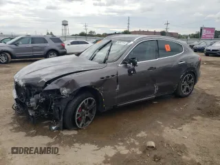 2017 Maserati Levante S with VIN ZN661YUS3HX196812, listed as a Copart auction lot 69257744 with 0 mi miles and Salvage Title. Bid and sale history available at carsss.com. Image 1.
