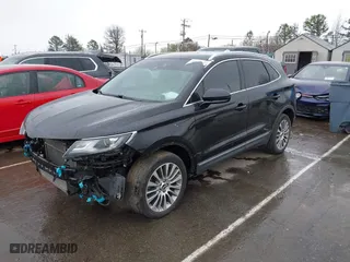 2017 Lincoln MKC Reserve with VIN 5LMTJ3DH2HUL50741, listed as a IAAI auction lot 41449774 with 58,516 mi miles. Bid and sale history available at carsss.com. Image 19.