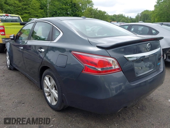 2013 Nissan Altima S with VIN 1N4AL3AP2DN544880, listed as a IAAI auction lot 42244115 with 137,308 mi miles and . Bid and sale history available at DreamBid. Image 3.