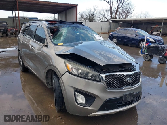 2017 Kia Sorento SX z VIN 5XYPK4A52HG307234, wystawiony jako IAAI lot #41710322 z przebiegiem 195 722 mil mil oraz . Historia ofert i sprzedaży dostępna na DreamBid. Obrazek 6.