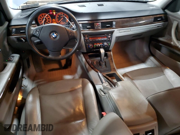 2010 BMW 3 Series 328i xDrive with VIN WBAPK5C54AA647135, listed as a Copart auction lot 45022455 with 87,685 mi miles and Salvage title. Bid and sale history available at DreamBid. Image 8.