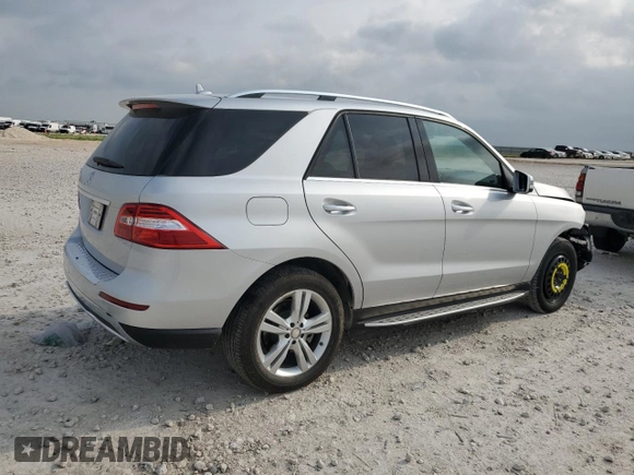 2014 Mercedes-Benz M 350 with VIN 4JGDA5JB2EA406970, listed as a Copart auction lot 55040275 with 88,924 mi miles and Salvage title. Bid and sale history available at DreamBid. Image 3.