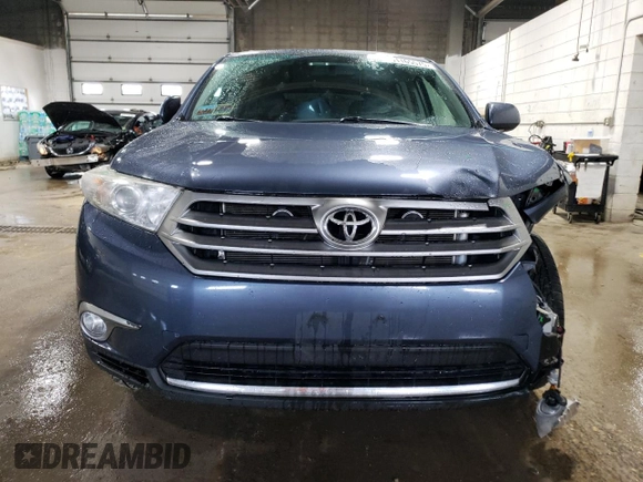 2013 Toyota Highlander Limited z VIN 5TDDK3EH1DS188364, wystawiony jako Copart lot #61165575 z przebiegiem 188 388 mil mil oraz Szkoda całkowita • Salvage title. Historia ofert i sprzedaży dostępna na DreamBid. Obrazek 5.