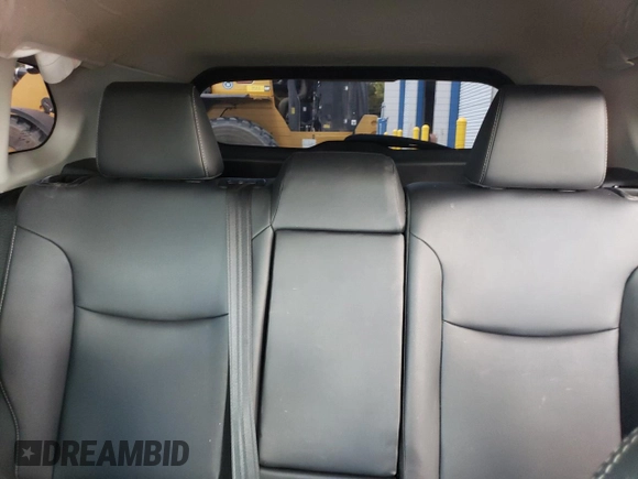 2023 Toyota Corolla Cross XLE z VIN 7MUDAABG6PV048792, wystawiony jako Copart lot #56819095 z przebiegiem 59 189 mil mil oraz Szkoda całkowita • Salvage title. Historia ofert i sprzedaży dostępna na DreamBid. Obrazek 10.