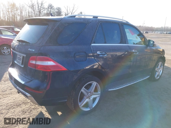 2015 Mercedes-Benz M 400 with VIN 4JGDA5GB3FA469911, listed as a IAAI auction lot 41411088 with 77,308 mi miles and . Bid and sale history available at DreamBid. Image 4.
