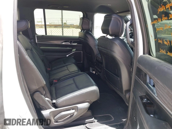 2024 Jeep Wagoneer Series II with VIN 1C4SJUBP3RS169700, listed as a IAAI auction lot 42245795 with 36,737 mi miles and . Bid and sale history available at DreamBid. Image 8.