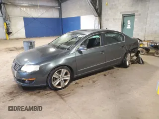 2010 Volkswagen Passat Komfort with VIN WVWJM7ANXAE079984, listed as a Copart auction lot 53476615 with 75,955 mi miles and Salvage title. Bid and sale history available at DreamBid. Image 1.