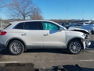 2017 Lincoln MKX Select with VIN 2LMPJ8KR5HBL34766, listed as a IAAI auction lot 41339942 with 157,186 mi miles. Bid and sale history available at carsss.com. Image 14.