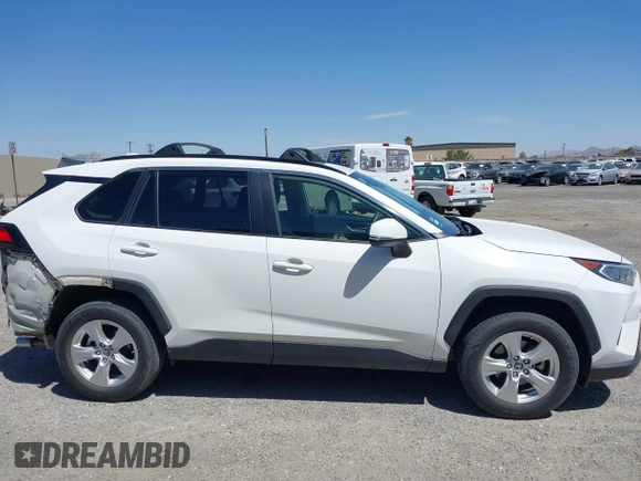 2019 Toyota RAV4 XLE with VIN JTMW1RFV9KD003246, listed as a IAAI auction lot 42115291 with 81,910 mi miles. Bid and sale history available at carsss.com. Image 14.