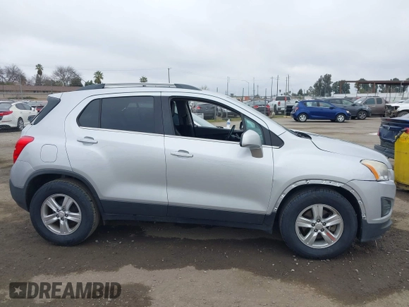 2015 Chevrolet Trax LT with VIN 3GNCJLSB2FL212718, listed as a IAAI auction lot 41657861 with 136,155 mi miles. Bid and sale history available at carsss.com. Image 13.