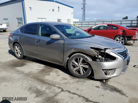 2013 Nissan Altima 2.5 SL with VIN 1N4AL3APXDC233077, listed as a Copart auction lot 44717535 with 134,714 mi miles and Salvage Title. Bid and sale history available at carsss.com. Image 4.
