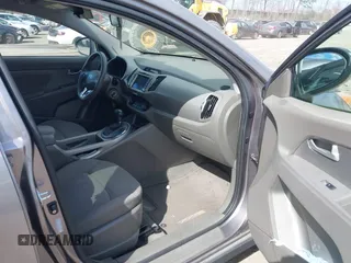 2011 Kia Sportage LX with VIN KNDPB3A21B7140790, listed as a IAAI auction lot 41995888 with 77,678 mi miles and . Bid and sale history available at carsss.com. Image 5.