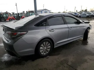 2016 Hyundai Sonata Hybrid SE with VIN KMHE24L17GA023593, listed as a Copart auction lot 39782034 with 79,575 mi miles. Bid and sale history available at carsss.com. Image 3.