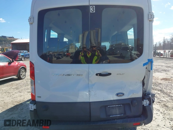 2018 Ford Transit Passenger XL с VIN 1FBAX2CM0JKA43564, выставлен на аукционе IAAI как лот 41643758 с пробегом 54 755 миль миль и . История ставок и продаж доступна на DreamBid. Изображение 16.
