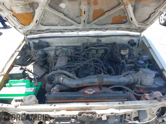 1988 Toyota Pickup с VIN JT5RN75U2J0020695, выставлен на аукционе IAAI как лот 42206950 с пробегом 75 326 миль миль и . История ставок и продаж доступна на DreamBid. Изображение 10.