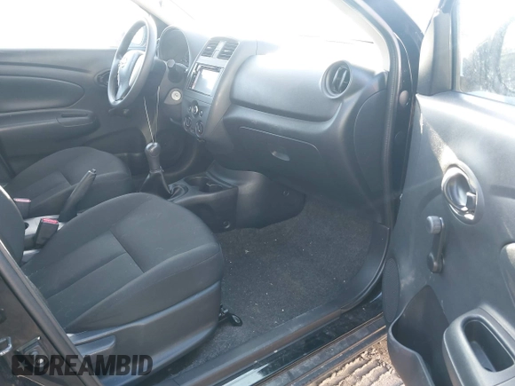 2016 Nissan Versa SV z VIN 3N1CN7AP5GL832064, wystawiony jako IAAI lot #41420008 z przebiegiem 80 890 mil mil oraz . Historia ofert i sprzedaży dostępna na DreamBid. Obrazek 5.