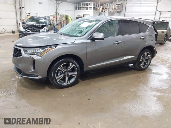 2024 Acura RDX Advance with VIN 5J8TC2H70RL032588, listed as a IAAI auction lot 42517589 with 9,517 mi miles and . Bid and sale history available at DreamBid. Image 2.
